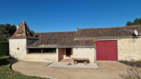 Beautiful country house for 10 with swimming pool